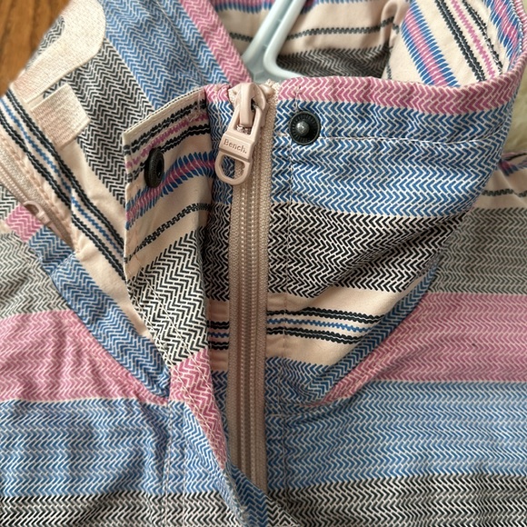 Bench Jacket - Picture 4 of 9